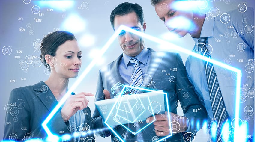 Equipo IT trabajando con soluciones de Azure AI Fundamentals 
