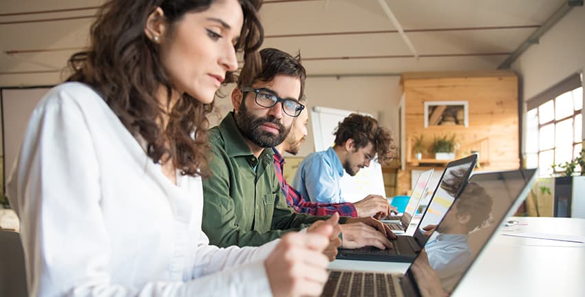 Alumnos frente al curso SC 900 Microsoft Security Compliance and Identity