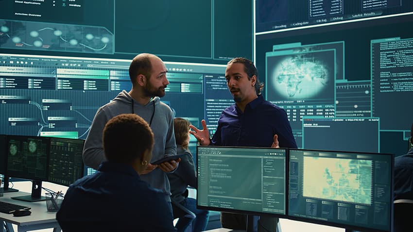 Equipo IT usando la IA en empresas 