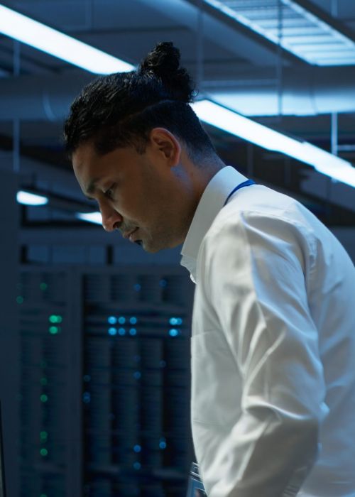 Administering Microsoft Azure SQL Solutions